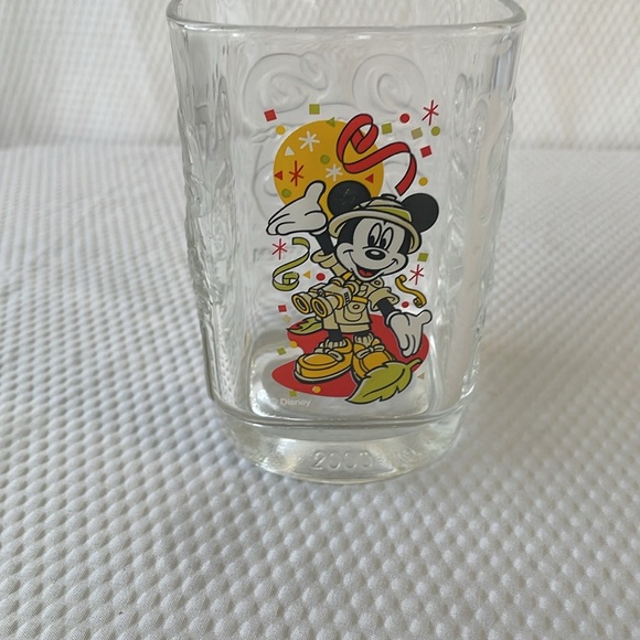 Vintage McDonald’s  Collectables  Walt Disney 2000 Mickey Mouse  Glass. - Picture 7 of 8